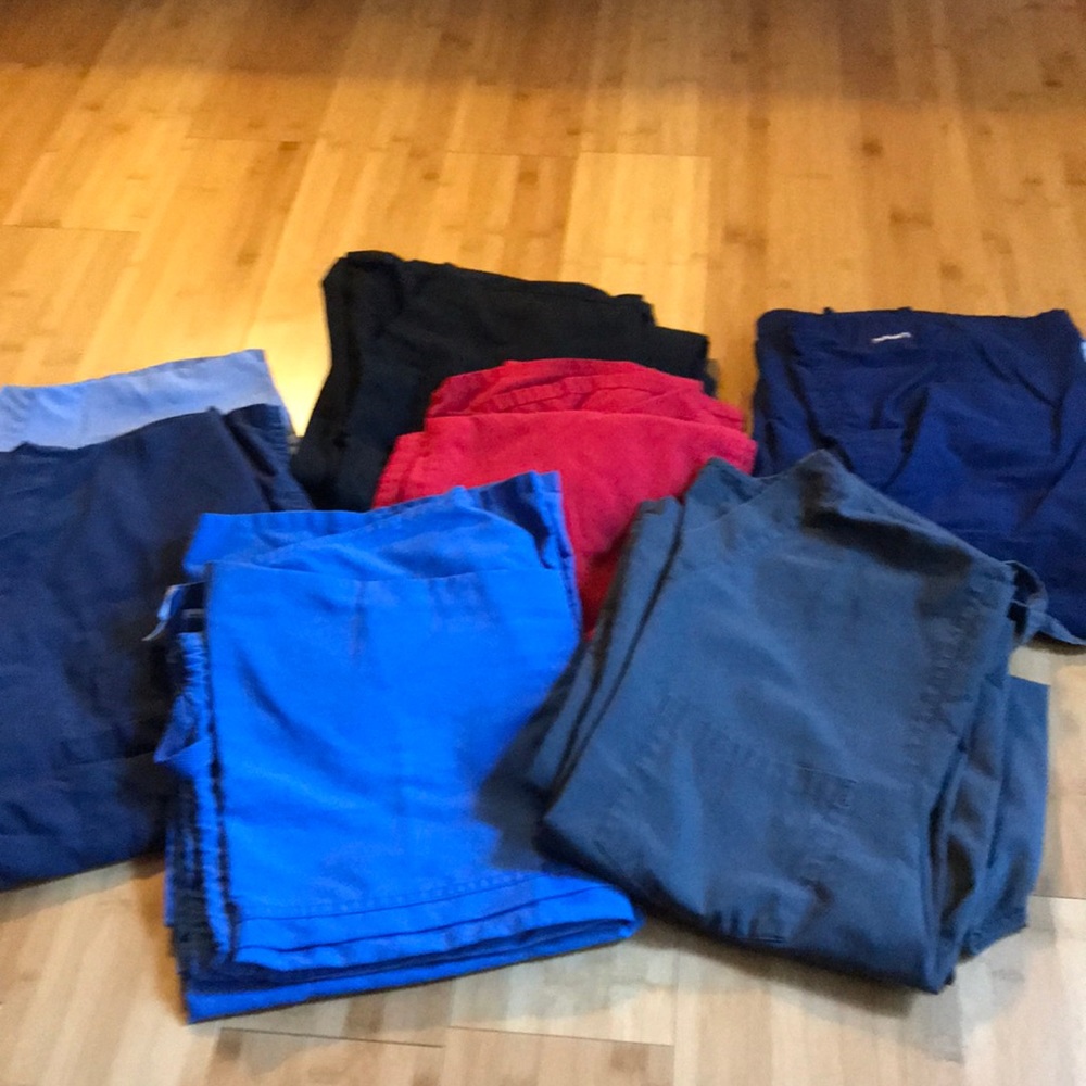Men’s scrubs Bundle